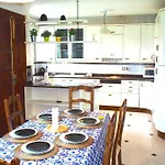 Casa Camelia Orena