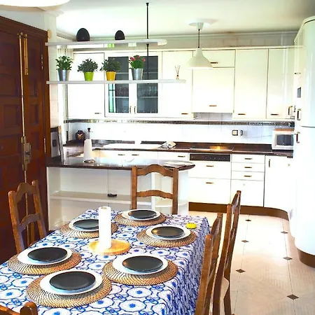Casa Camelia Orena